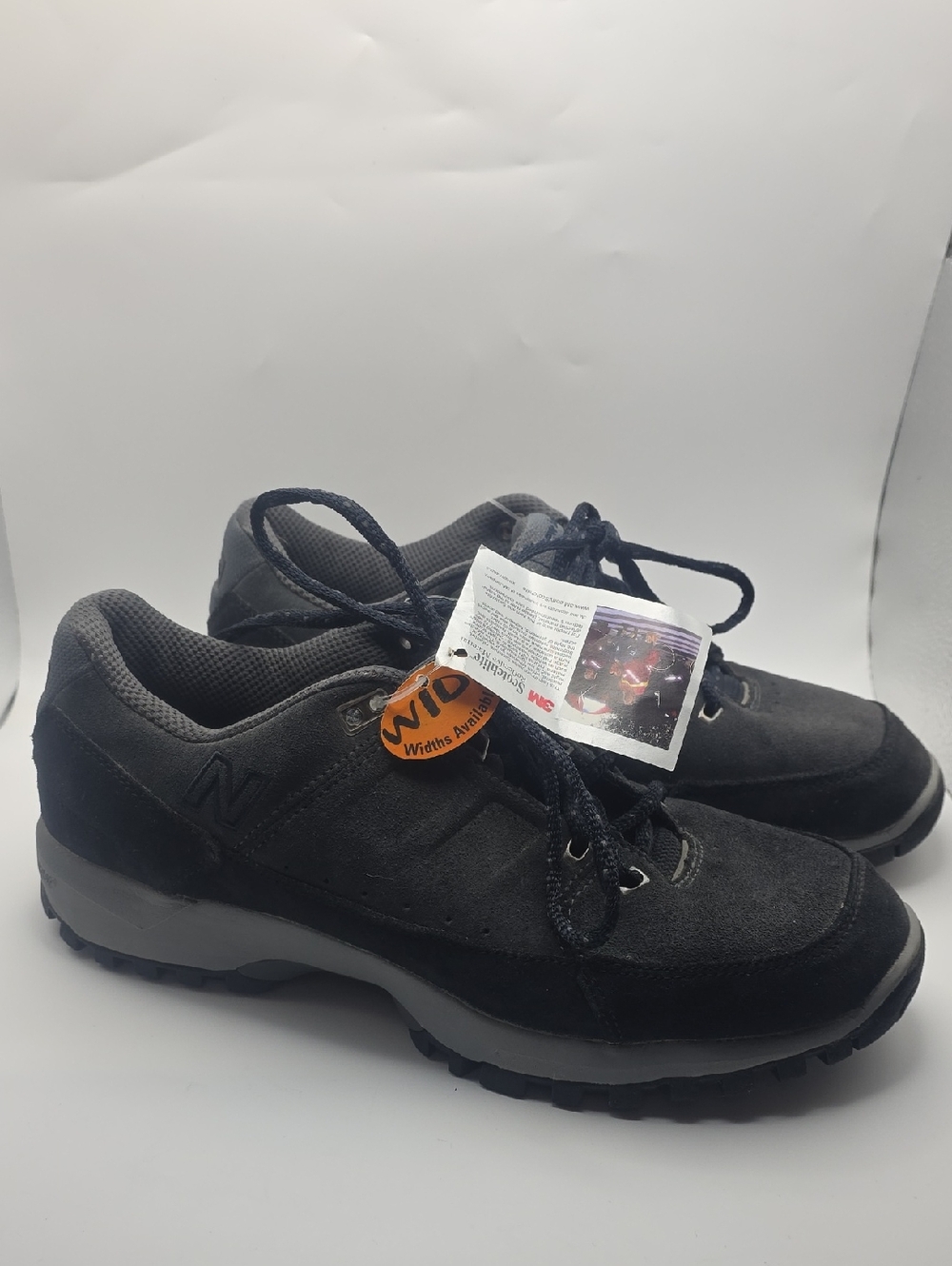 New Balance Men’s Sneakers Walking Hiking Athletic Shoe Size 9 Wide Gray 726
